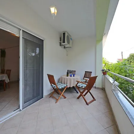 Guest house Nada Super