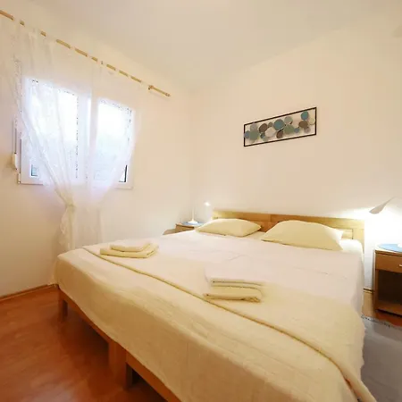 Guest house Nada Super 3*